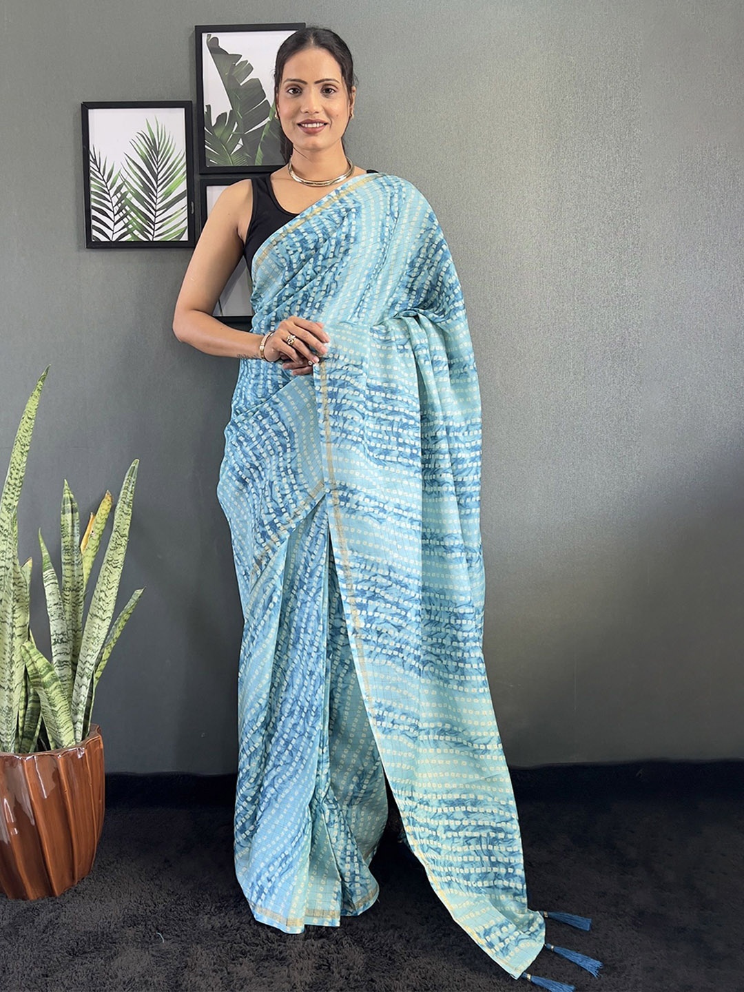 

Aika Bandhani Zari Ready to Wear Saree, Turquoise blue