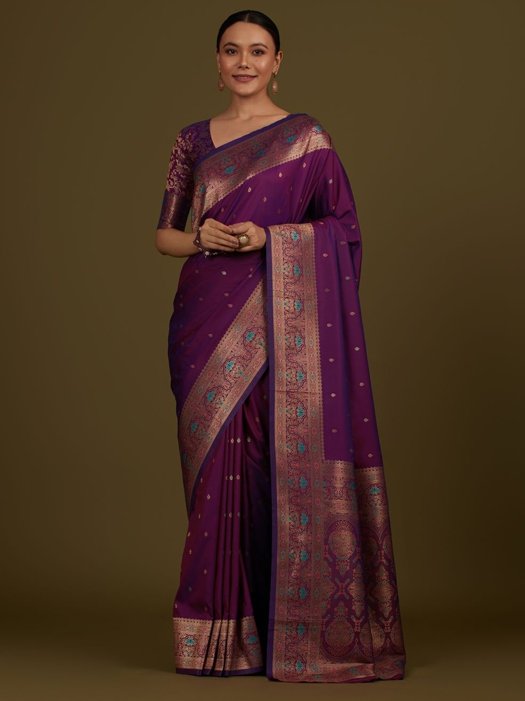 

MONJOLIKA FASHION Woven Design Zari Banarasi Saree, Purple