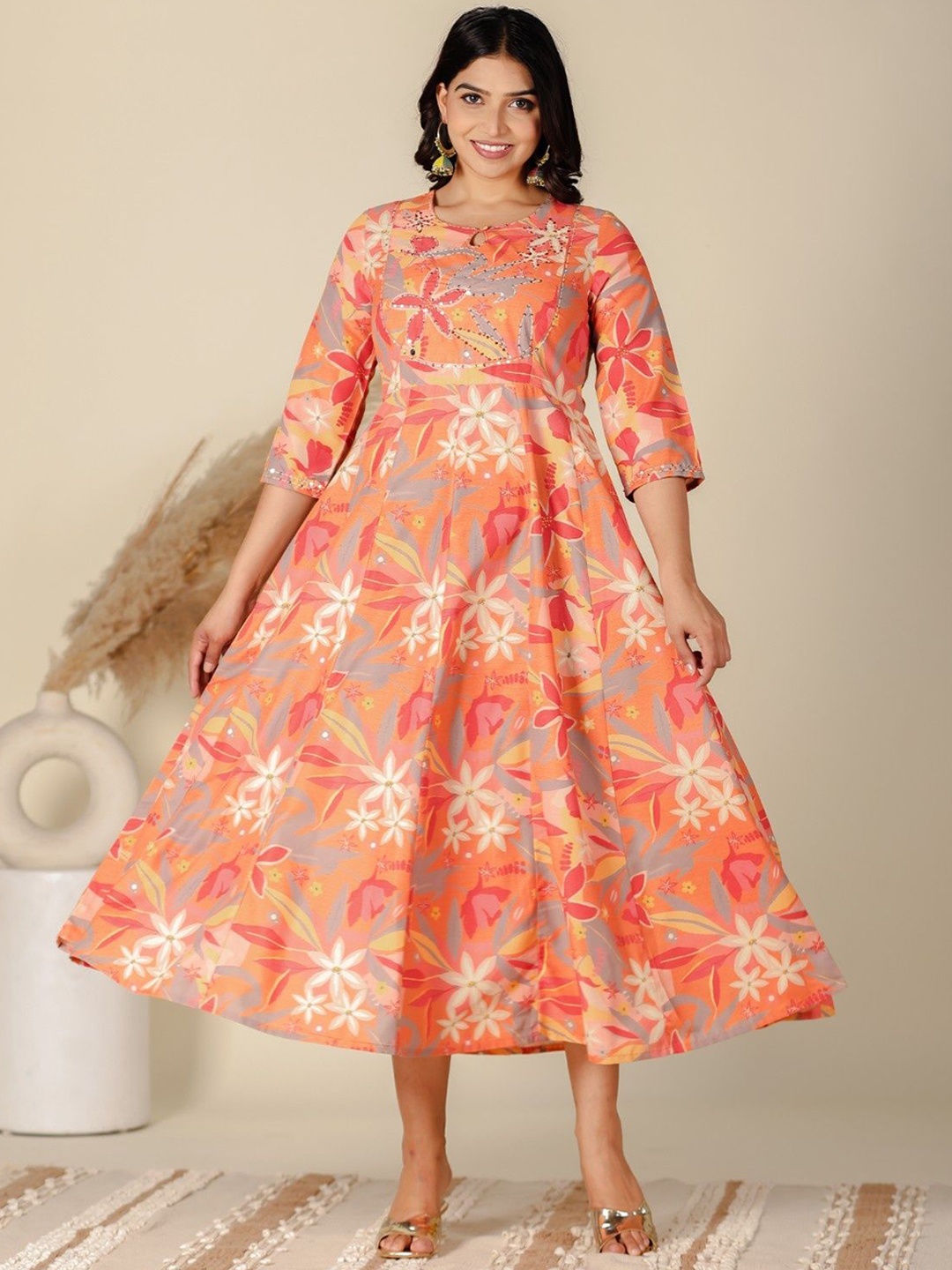 

Aramya Floral Printed Round Neck Cotton Anarkali Kurta, Orange