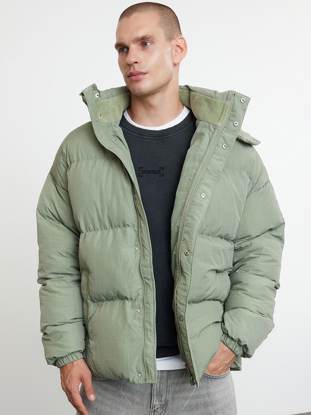 

Trendyol Men Hooded Zipper Jacket, Sea green