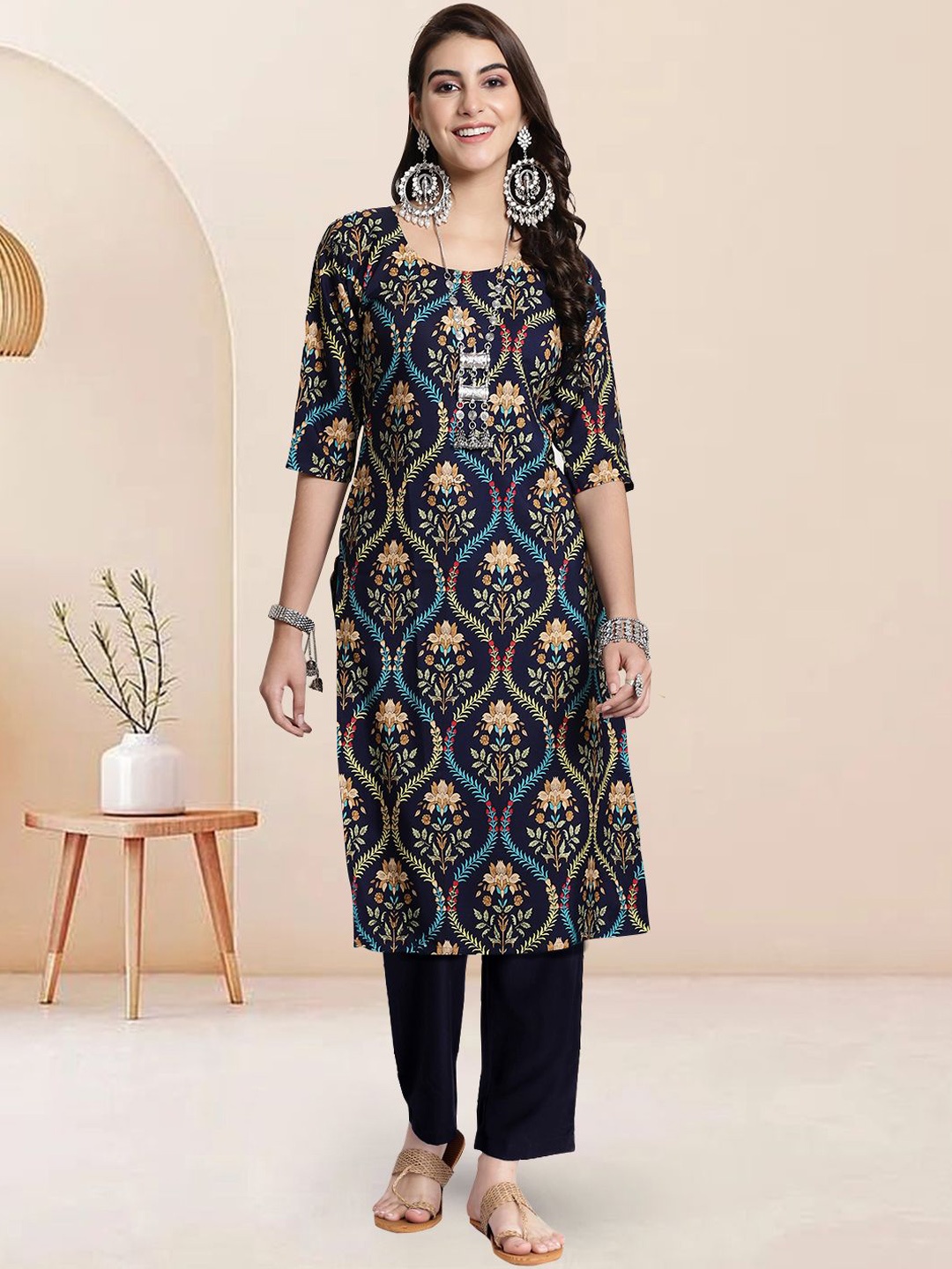 

Moda Rapido Ethnic Motifs Printed Round Neck Straight Kurta With Trousers, Blue