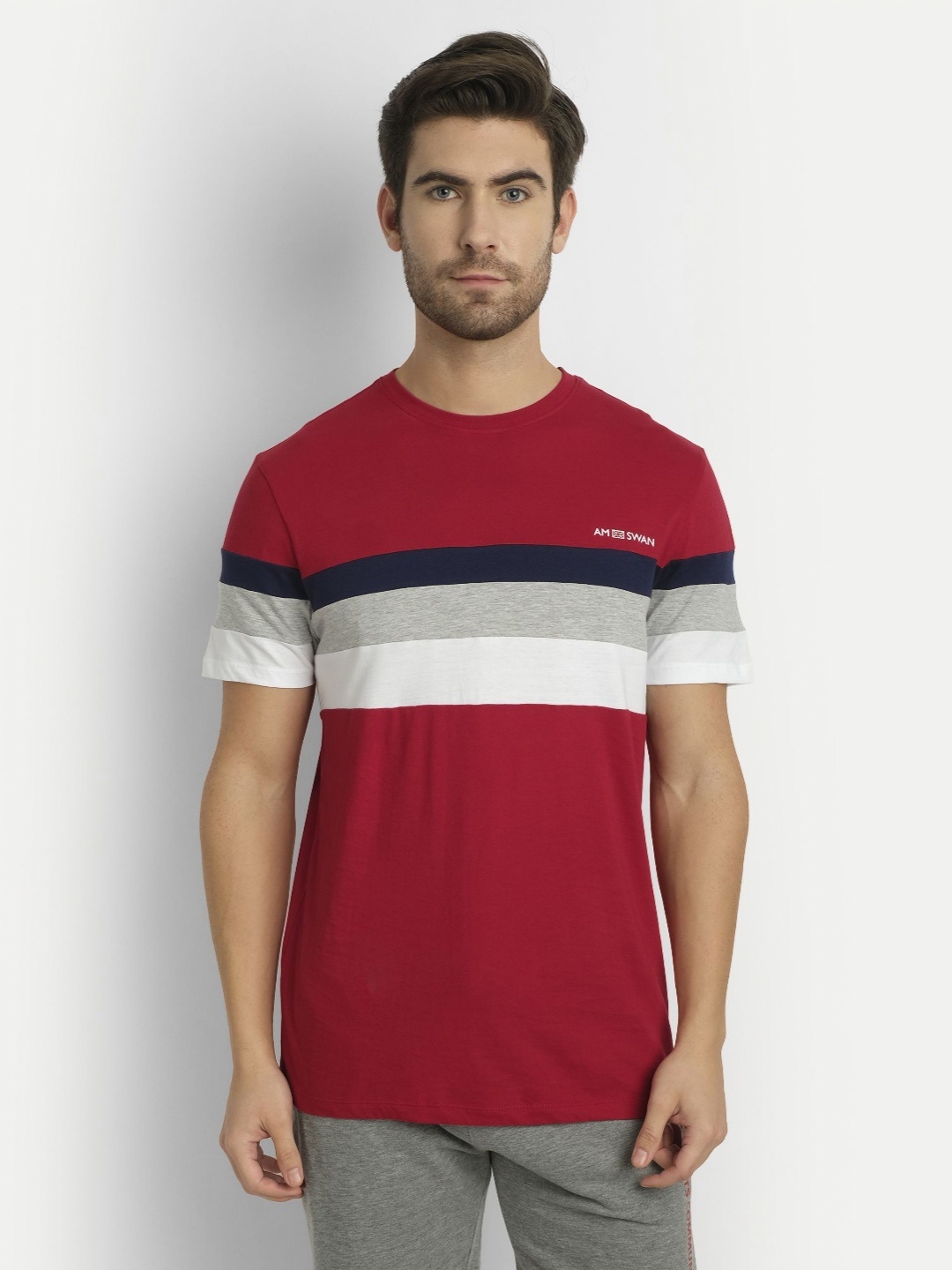 

AMSWAN Men Printed Extended Sleeves Applique T-shirt, Red