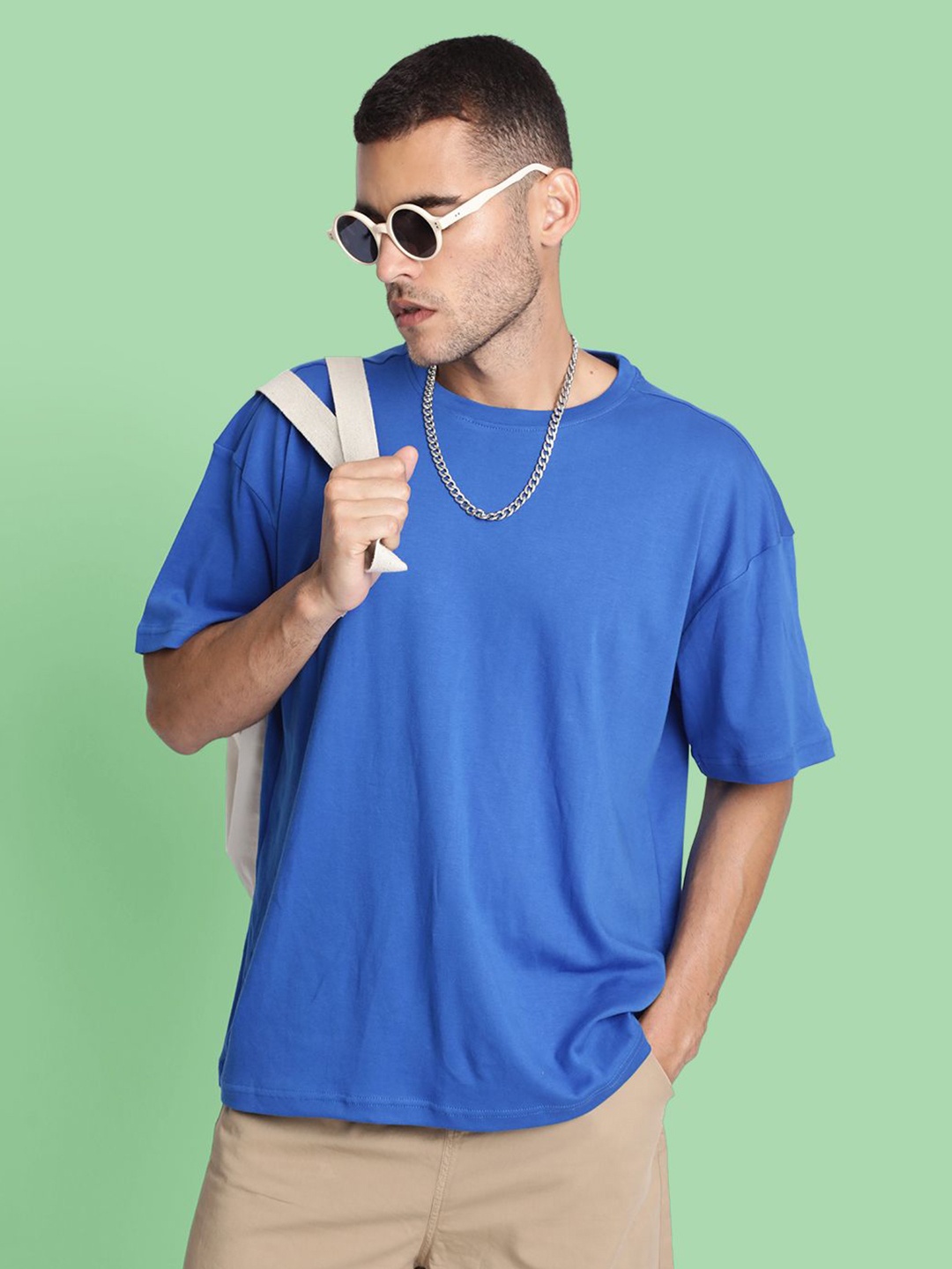 

Bene Kleed Men Solid Ovesize T-shirt, Blue