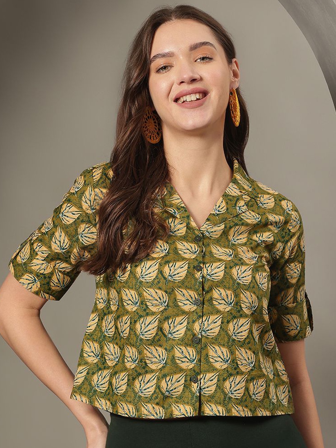 

KALINI Women Floral Printed Roll-Up Sleeves Cotton Shirt Style Crop Top, Green