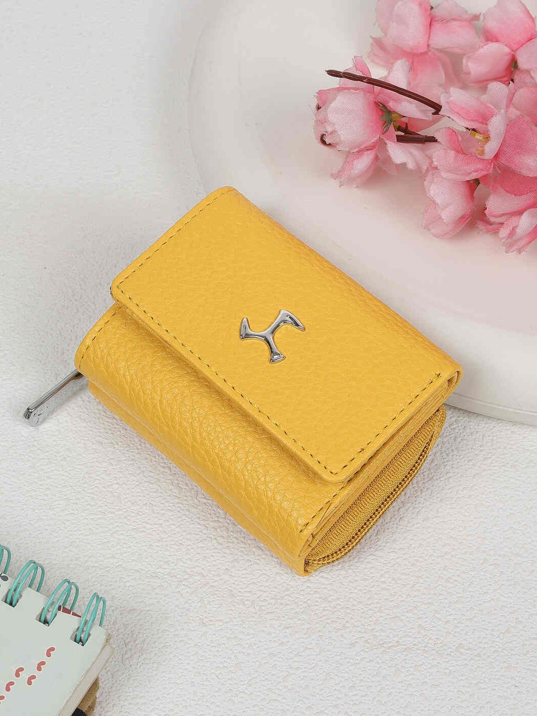 

Mochi Women Two Fold Wallet, Yellow