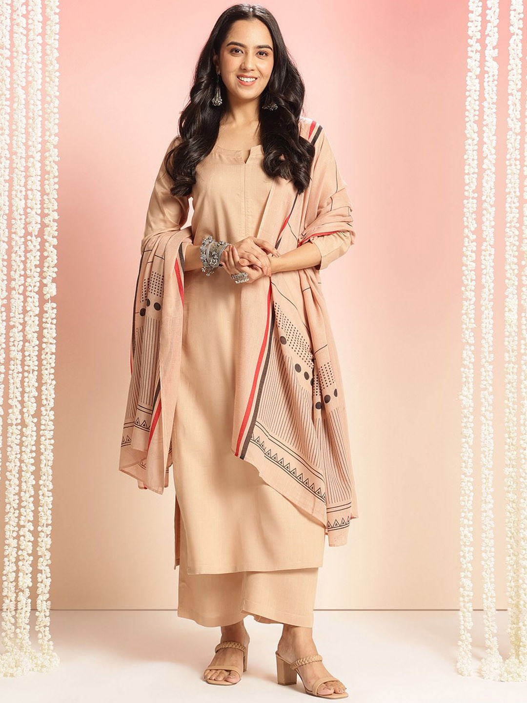 

GoSriKi Notch Neck Straight Kurta With Palazzo And Dupatta, Beige