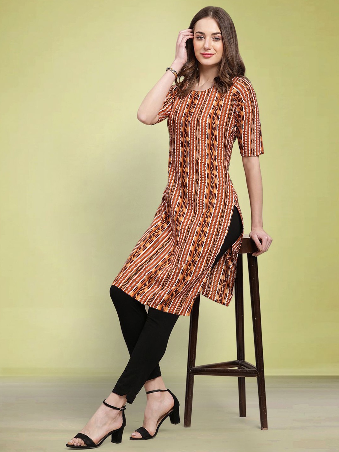 

Moda Rapido Ethnic Motifs Printed Round Neck Straight Kurta, White