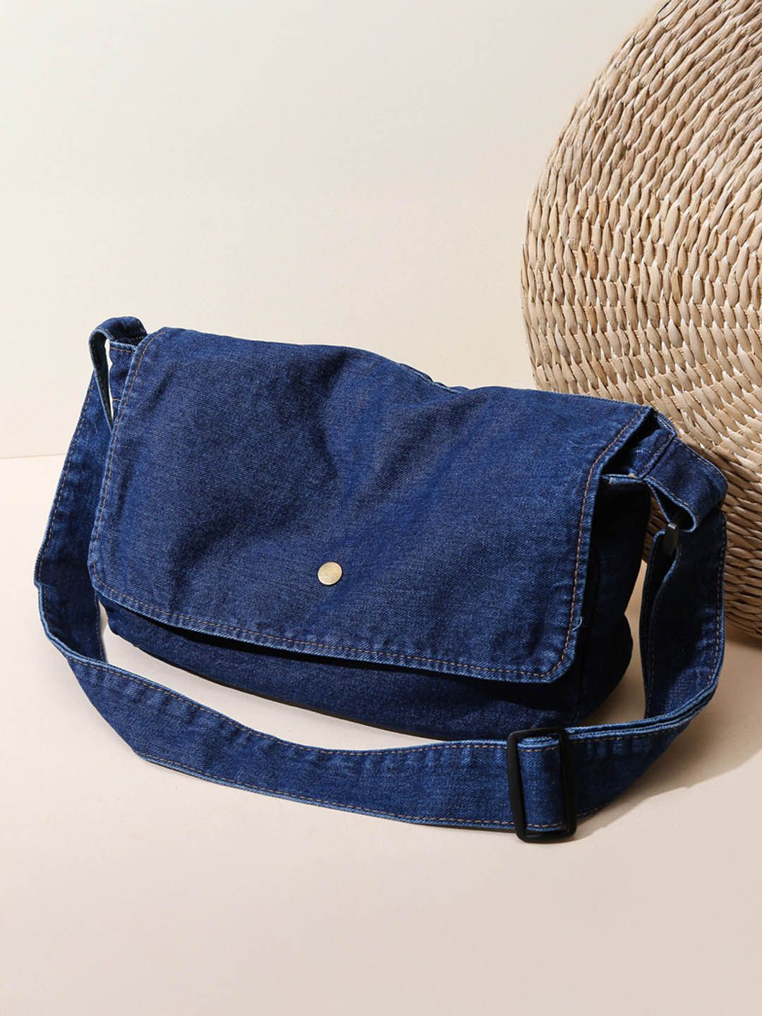 

StyleCast Oversized Bucket Shoulder Bag, Blue