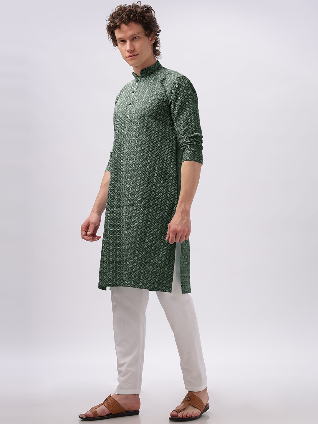 

Anouk Green Floral Embroidered Mandarin Collar Cotton Straight Kurta