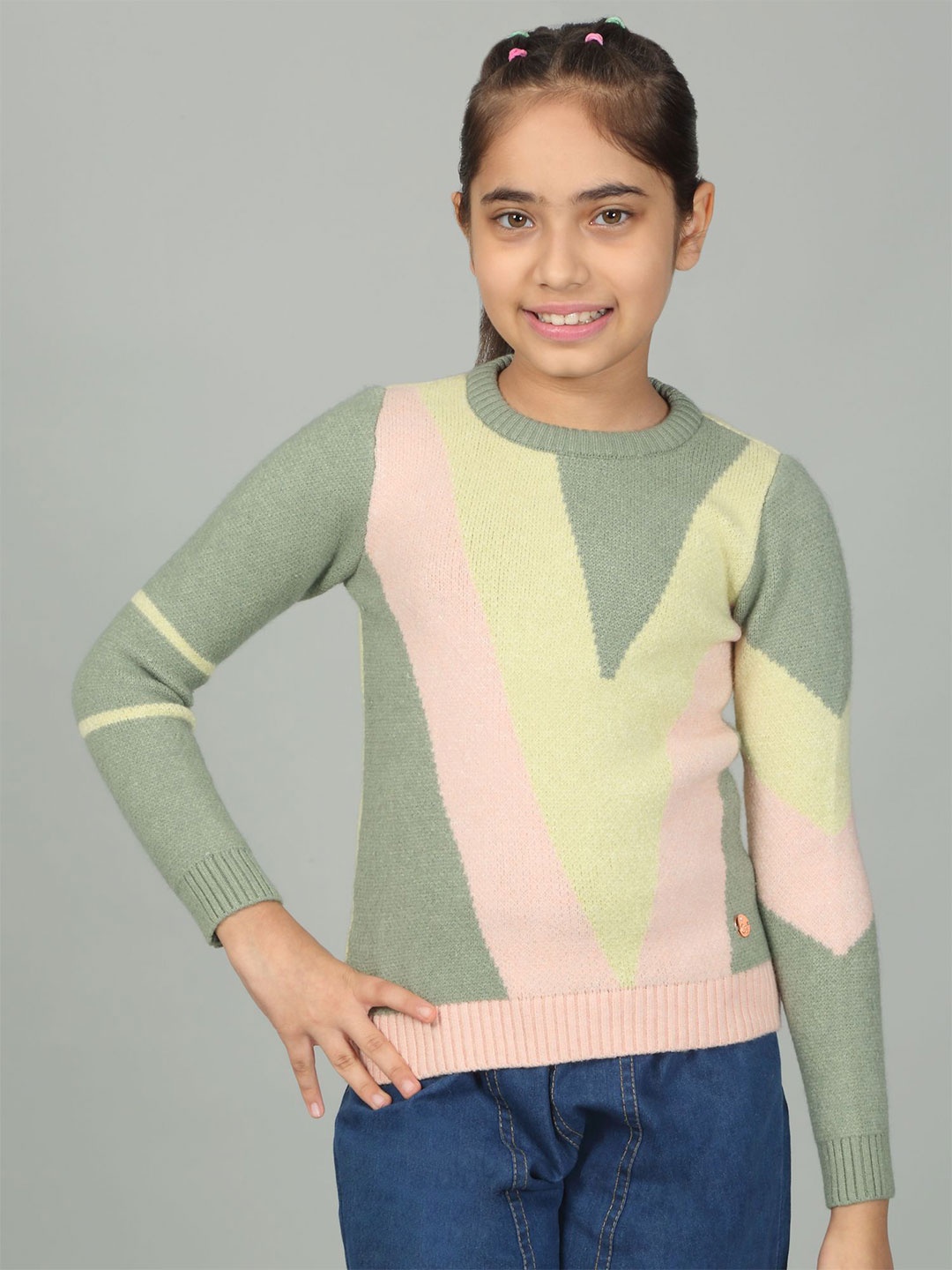 

Cantabil Girls Pullover, Green