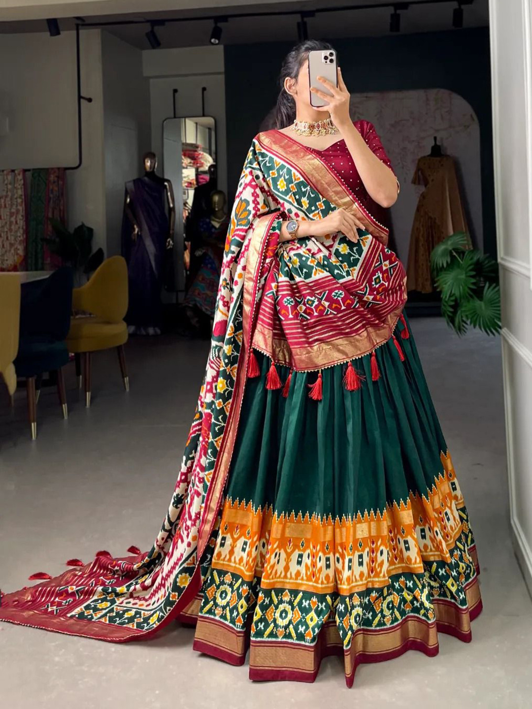 

RADHVI BIZ Printed Ready to Wear Lehenga & Semi-Stitched Blouse With Dupatta, Green