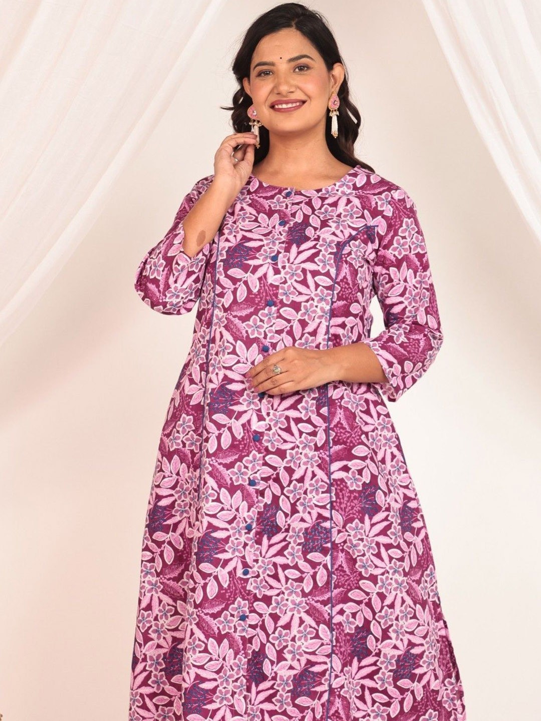 

Aramya Floral Printed Pure Cotton A-line Kurtas, Purple