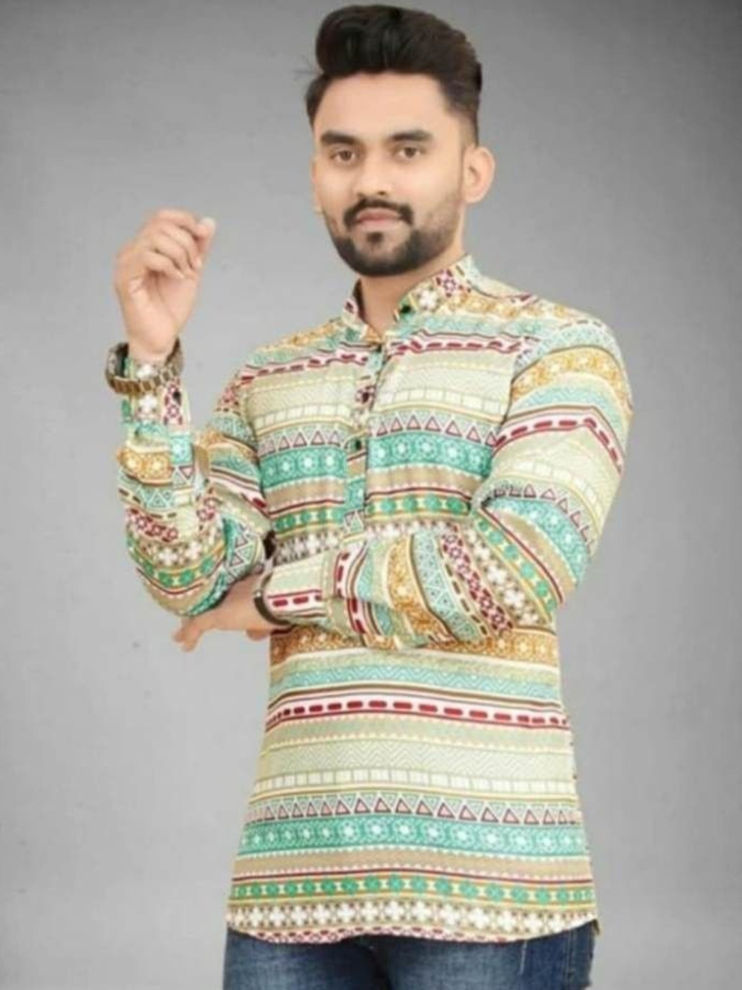 

ISUEL FAB Men Geometric Printed India Slim Fit Casual Shirt, Maroon