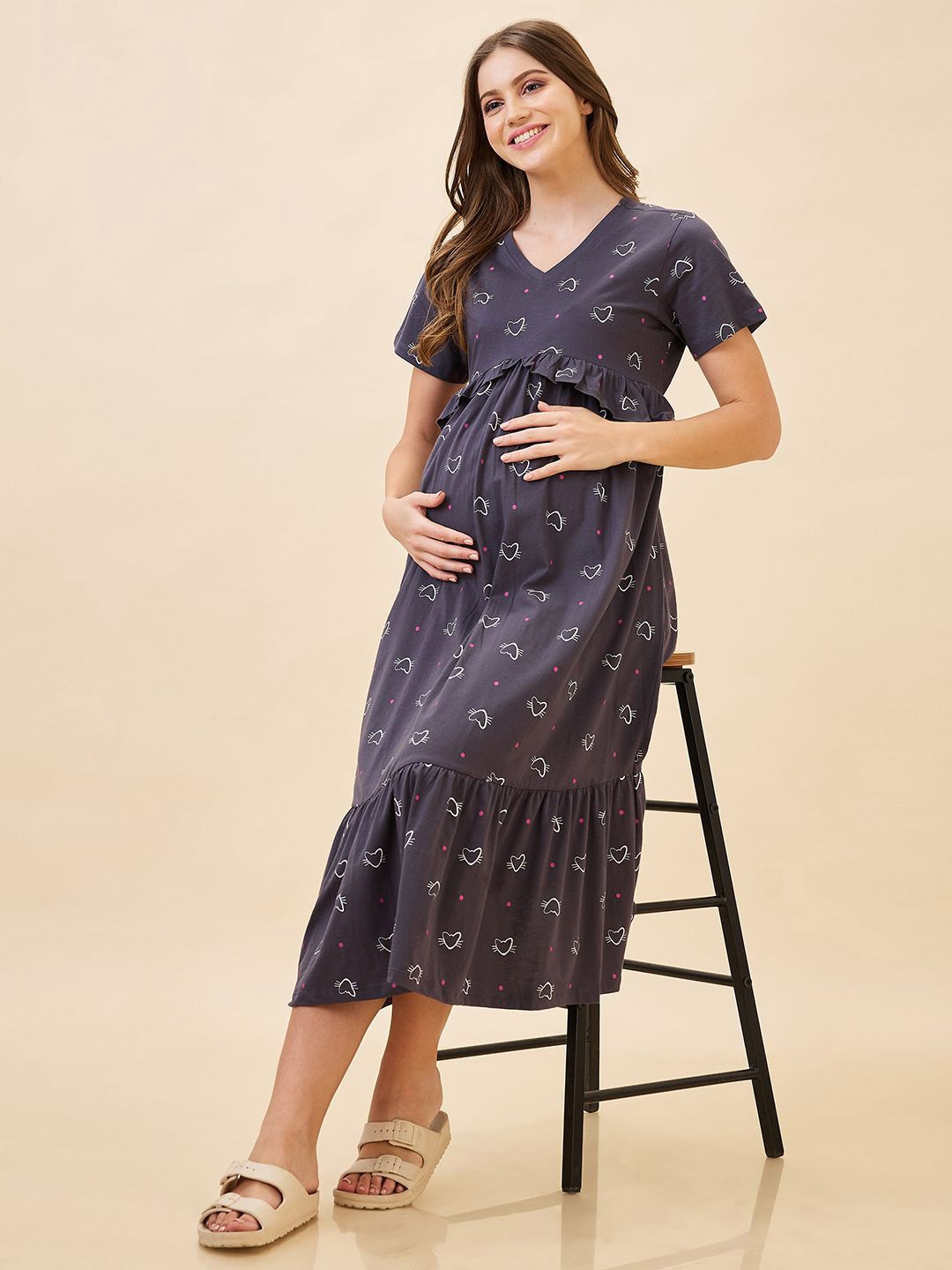 

AV2 Printed Pure Cotton Short Nighty Feeding Dress, Grey