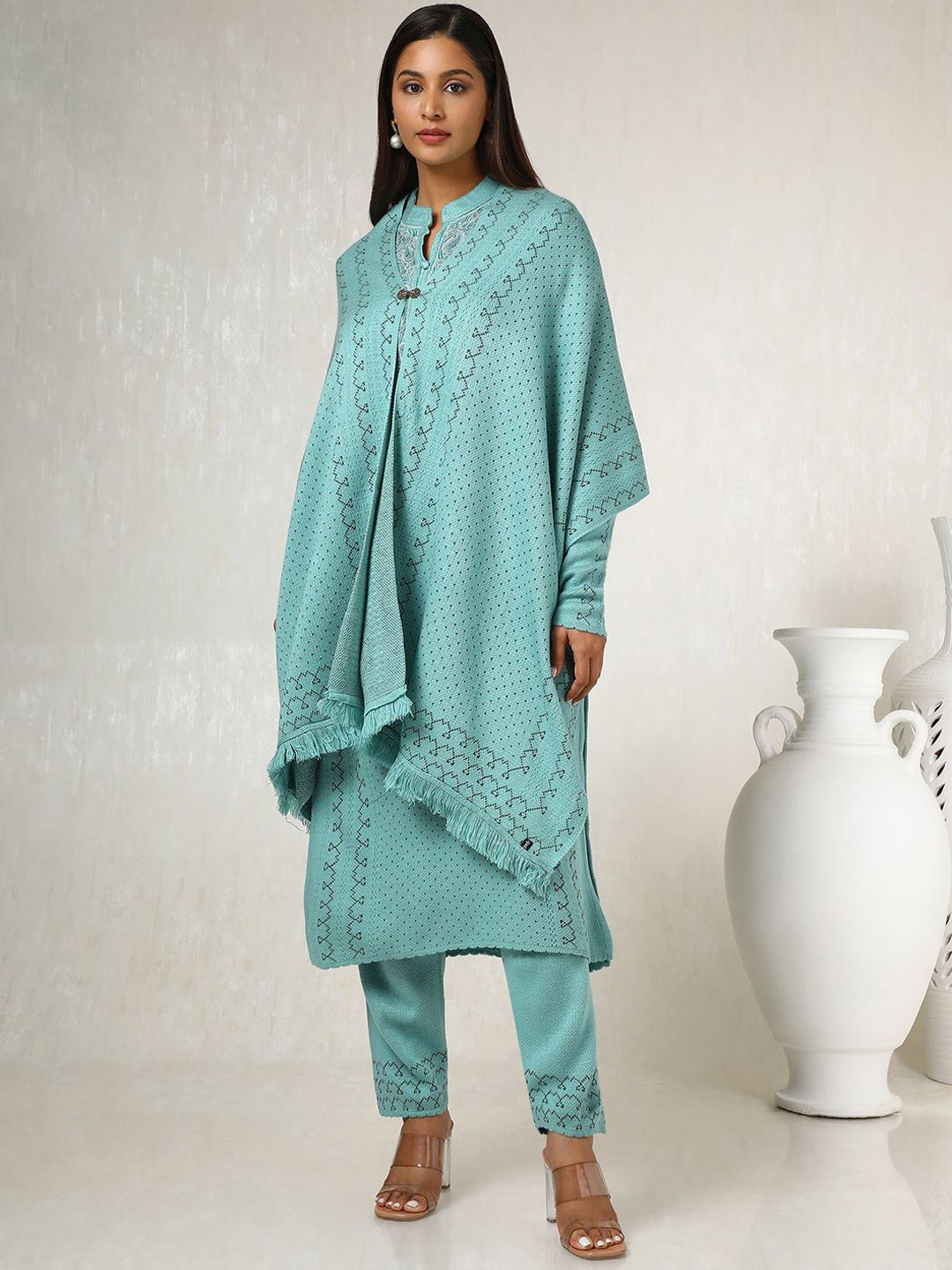

Soch Women Regular Thread Work Kurta with Trousers, Blue