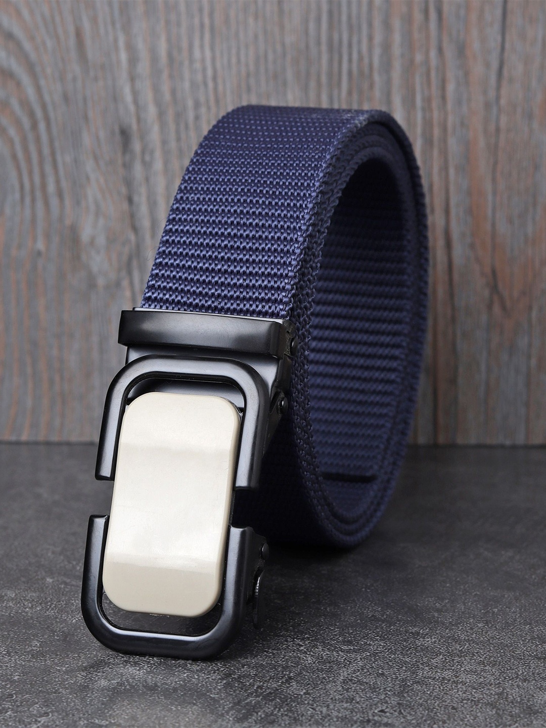 

Metronaut Men Textured Belt, Blue