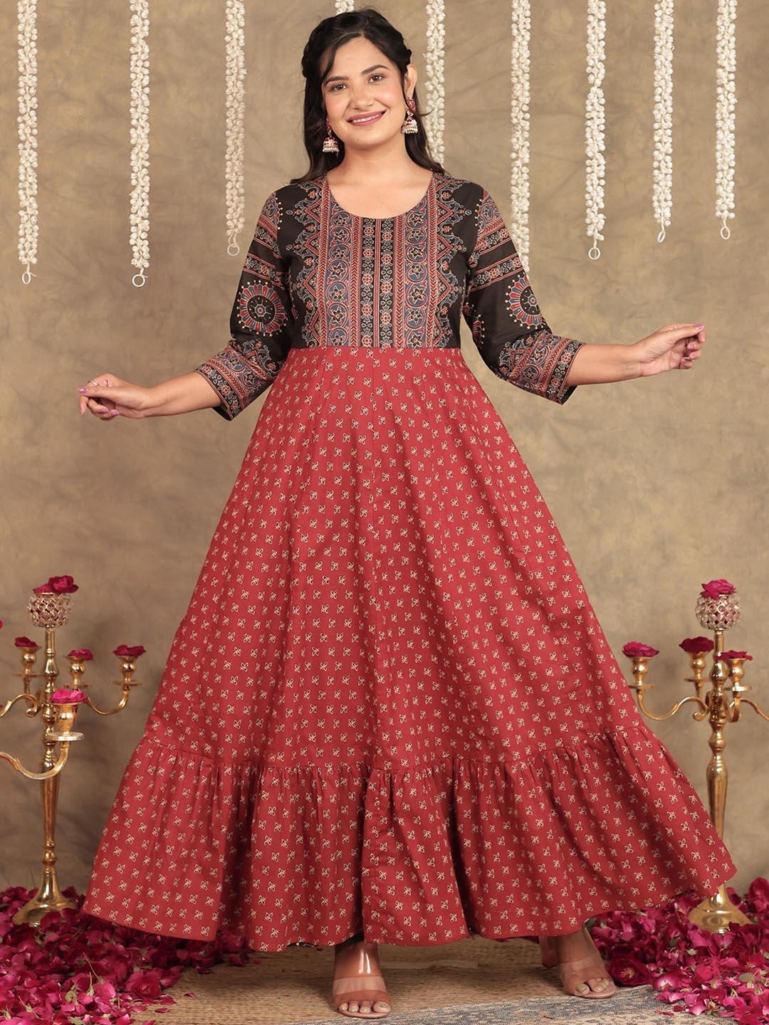 

Aramya Floral Printed Tiered Cotton Anarkali Kurta, Red