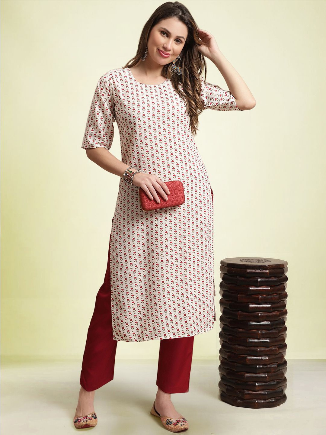 

Moda Rapido Floral Printed Round Neck Straight Kurta With Trousers, White