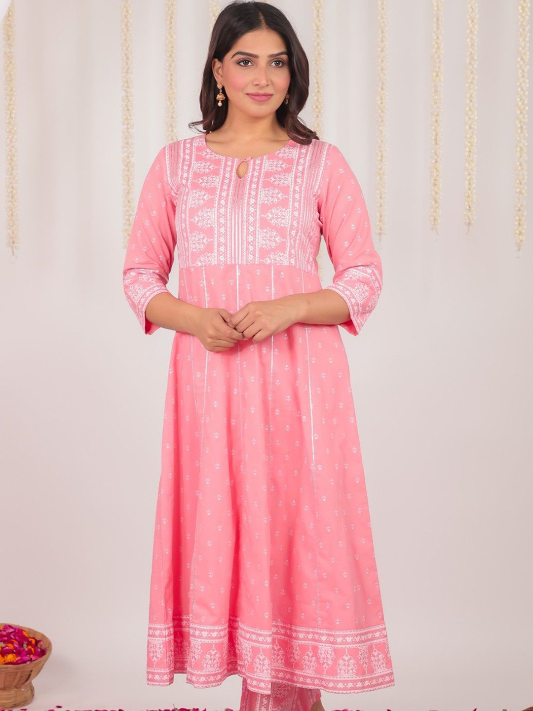 

Aramya Floral Printed Keyhole Neck Cotton Anarkali Kurta, Pink