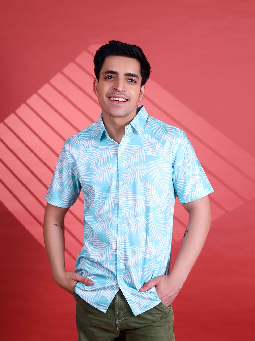 

Fesner Men Comfort Opaque Printed Casual Shirt, Multi