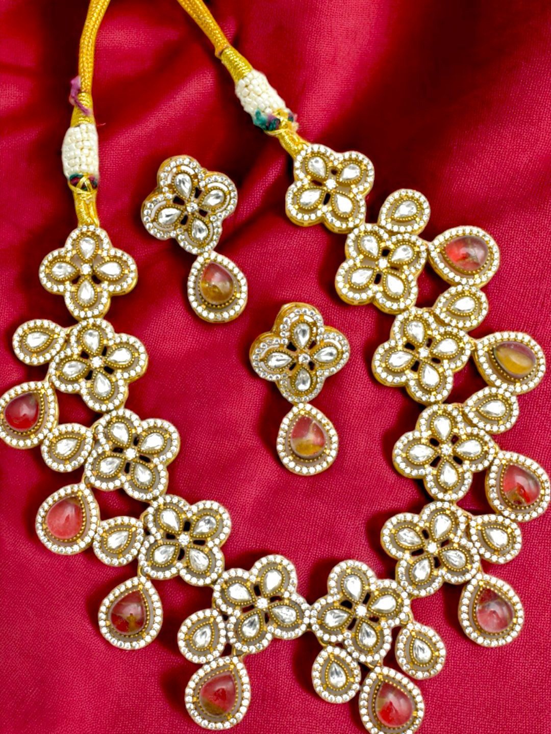 

TISHUL JEWELS Gold-Plated Stone-Studded Jewellery Set