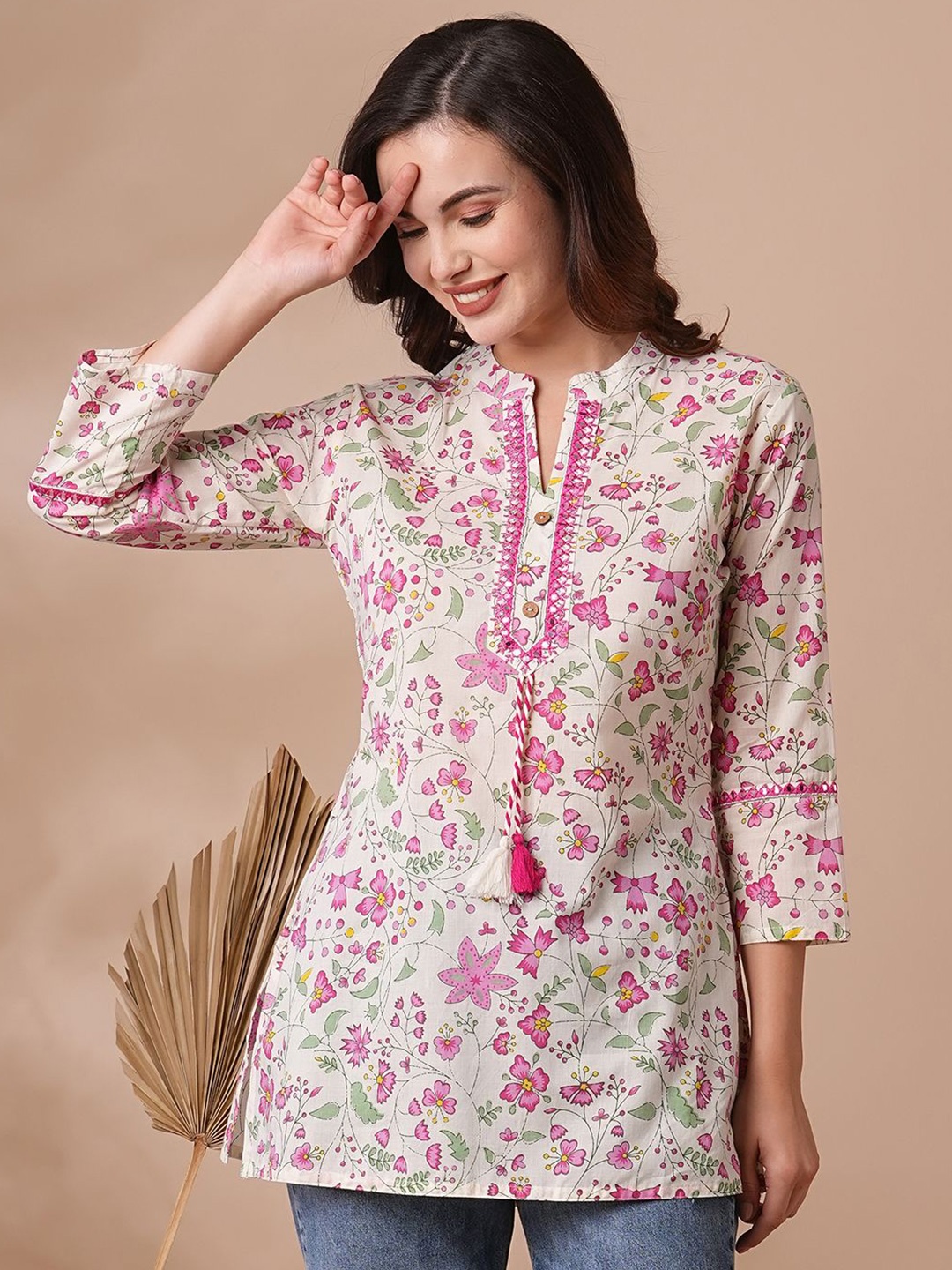 

INDYES Floral Printed Mirror Work Pure Cotton Mirror Work Kurti, Pink