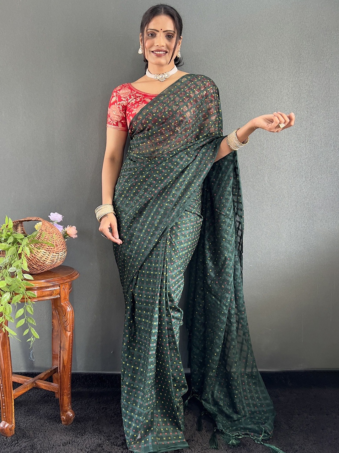 

JULEE Polka Dot Pure Chiffon Saree, Green