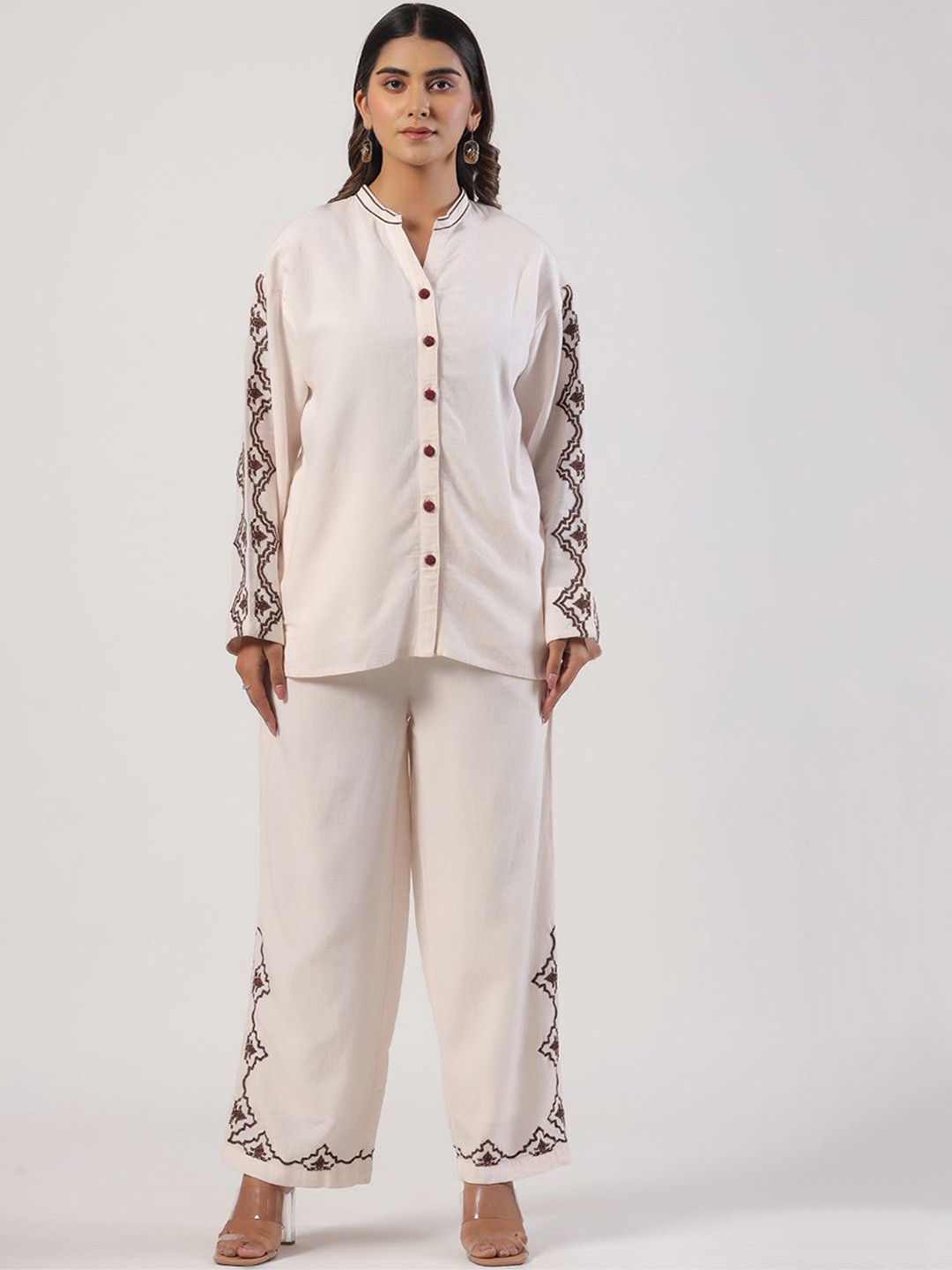 

STIL O STITCH Embroidered Mandarin Collar Shirt With Trousers, Pink