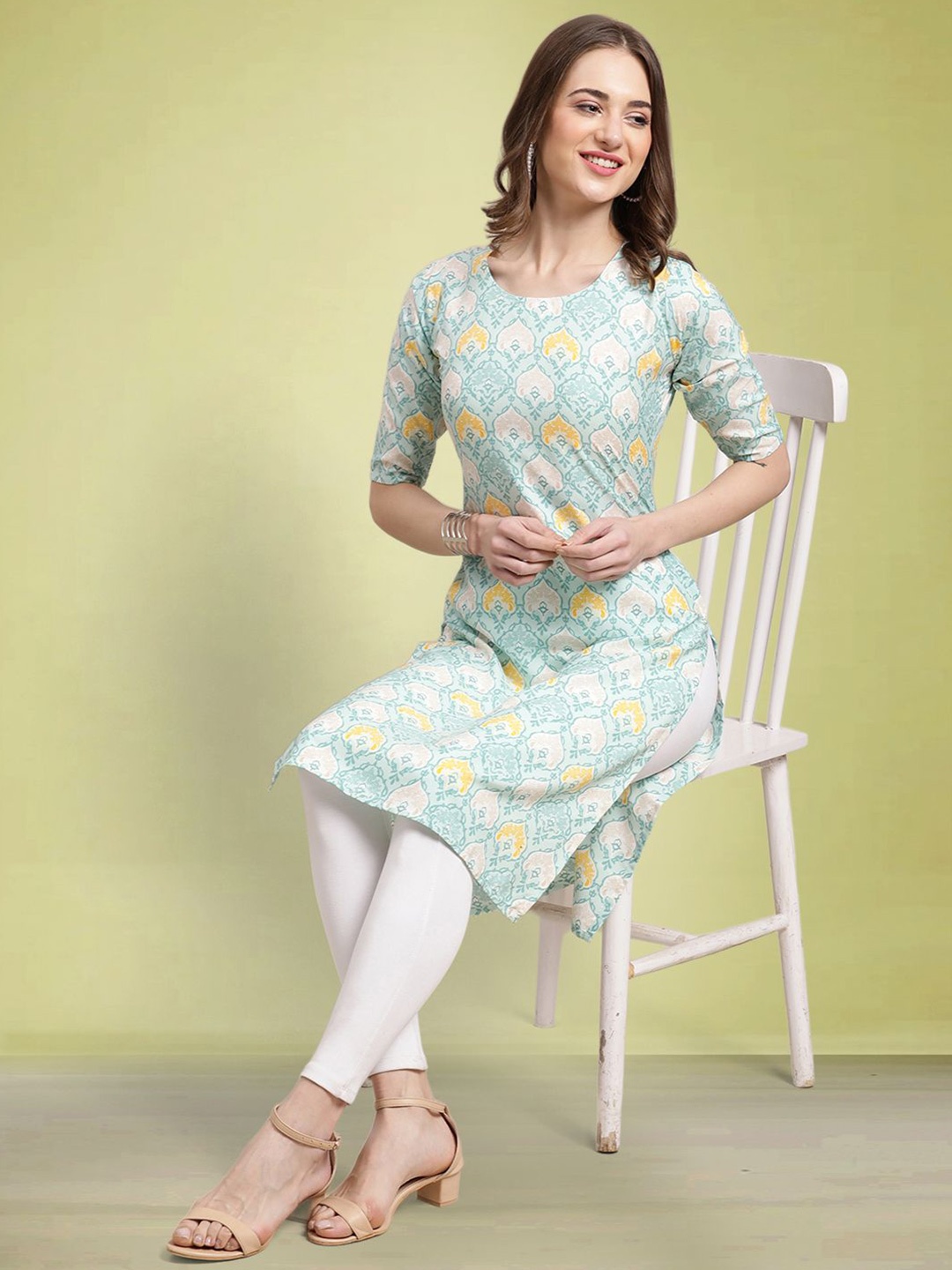 

Moda Rapido Ethnic Motifs Printed Round Neck Straight Kurta, Blue