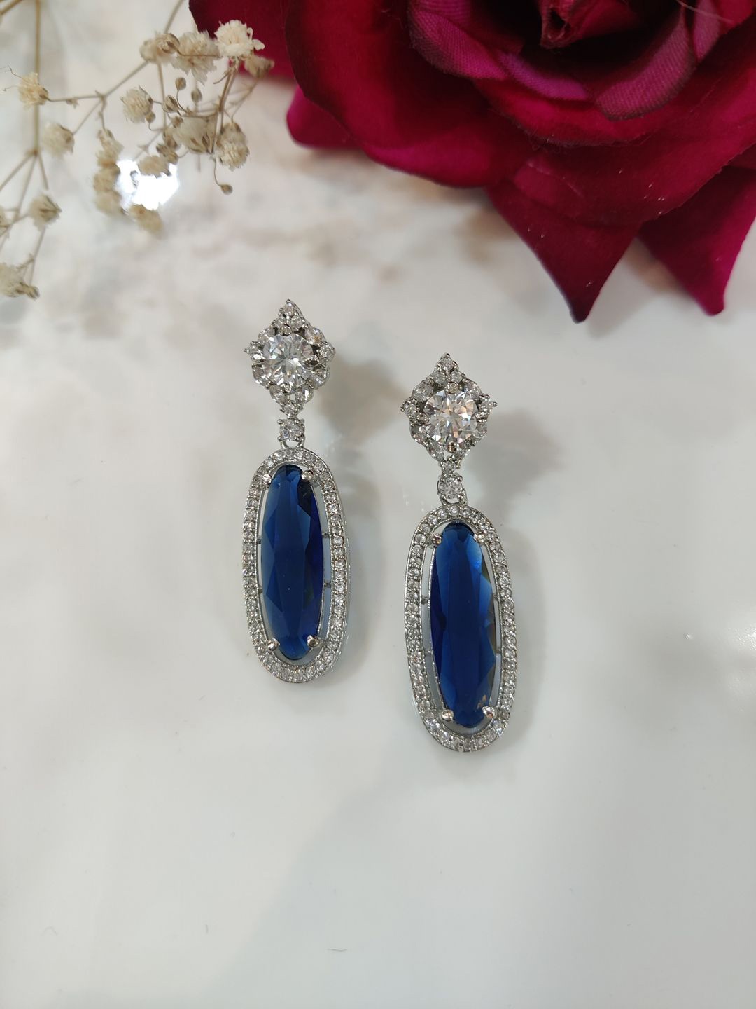 

STYLE DECO Earrings, Silver