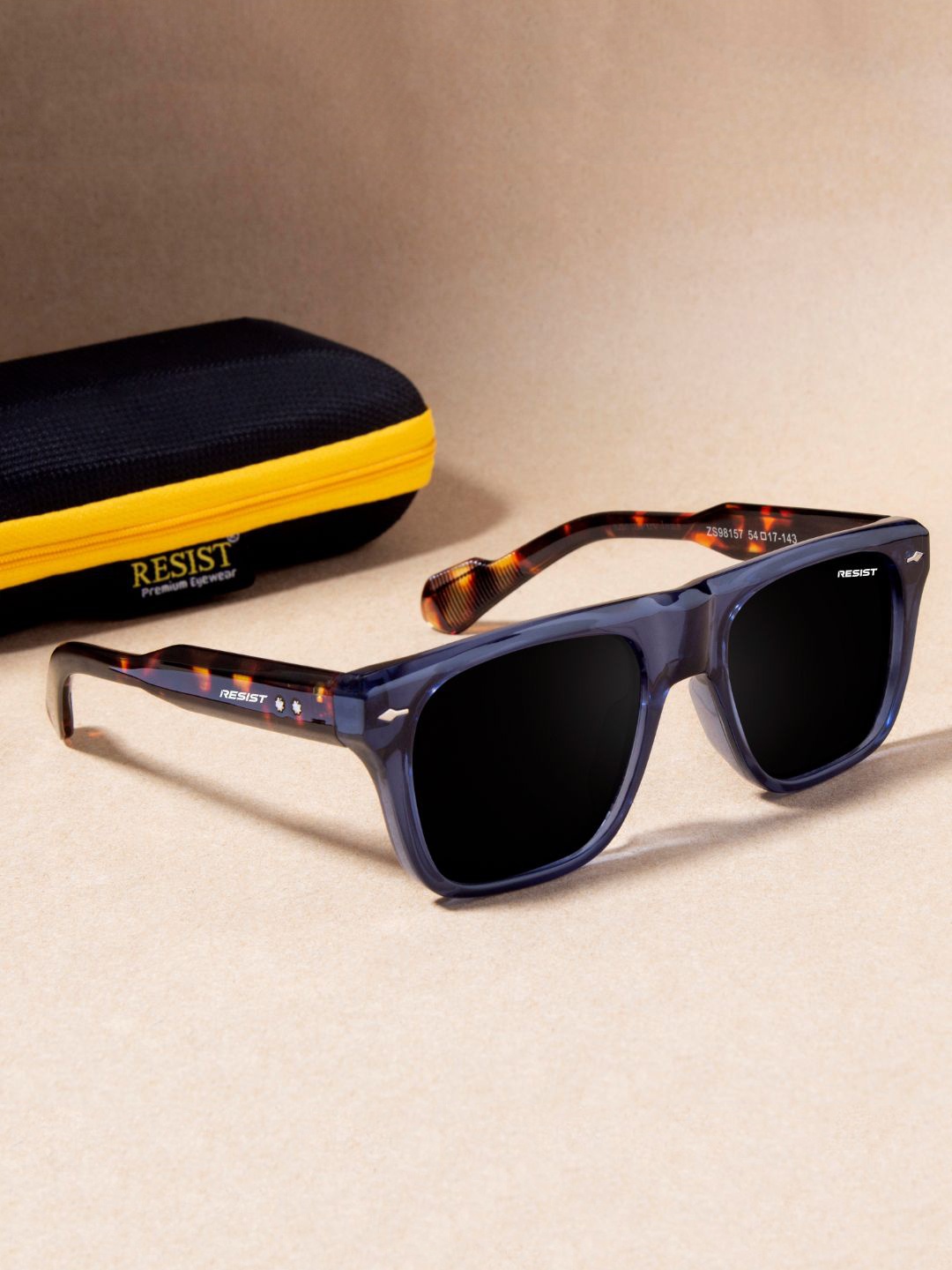 

RESIST EYEWEAR Unisex Wayfarer Sunglasses with UV Protected Lens, Black