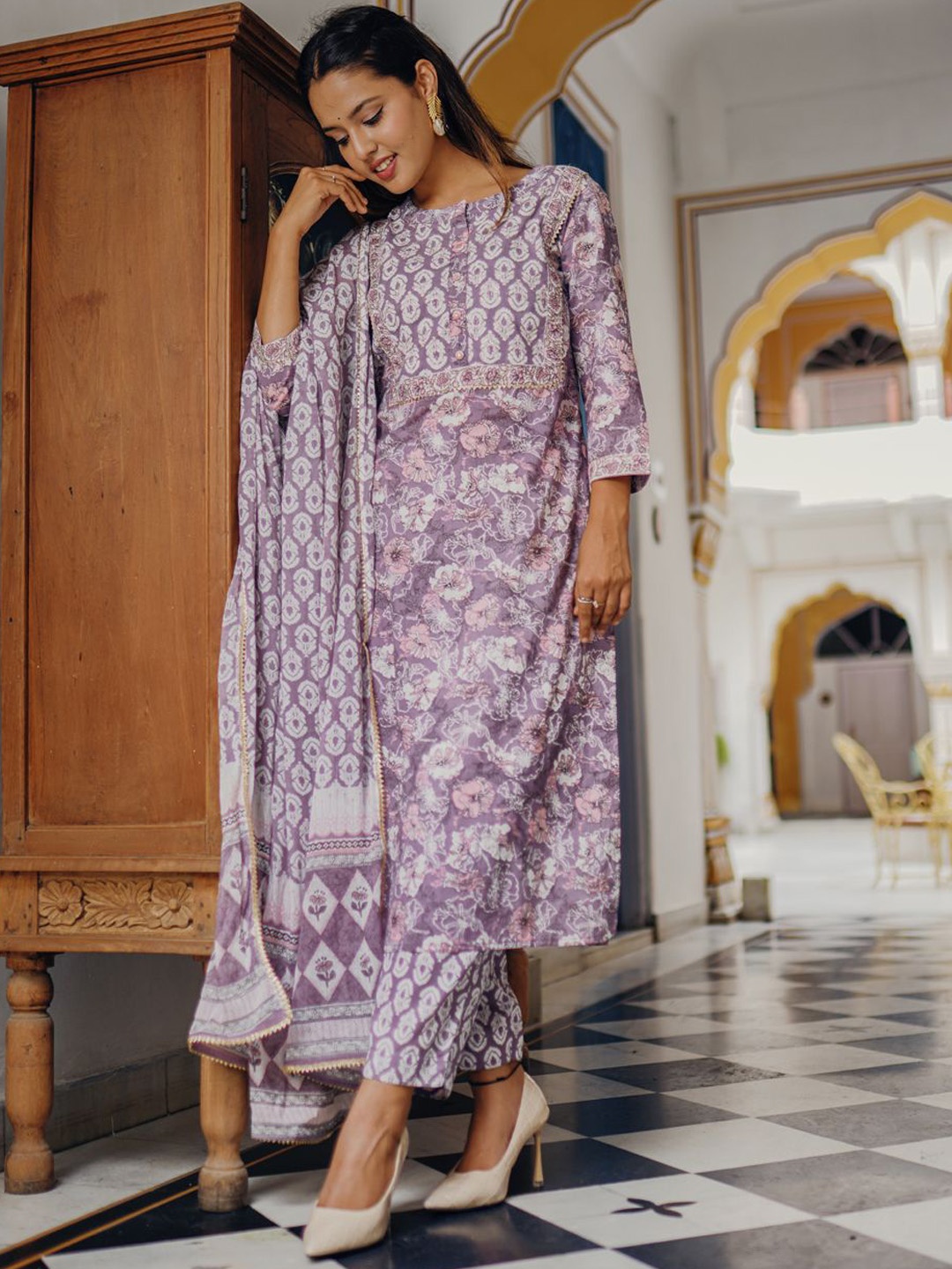 

POPPIES LANE Women Floral Printed Regular Pure Cotton Kurta with Trousers & With Dupatta, Purple