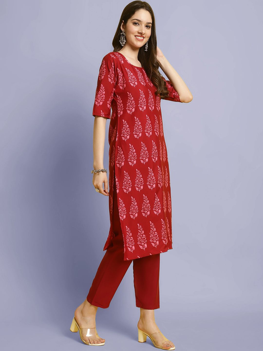 

Moda Rapido Floral Printed Round Neck Straight Kurta With Trousers, Red