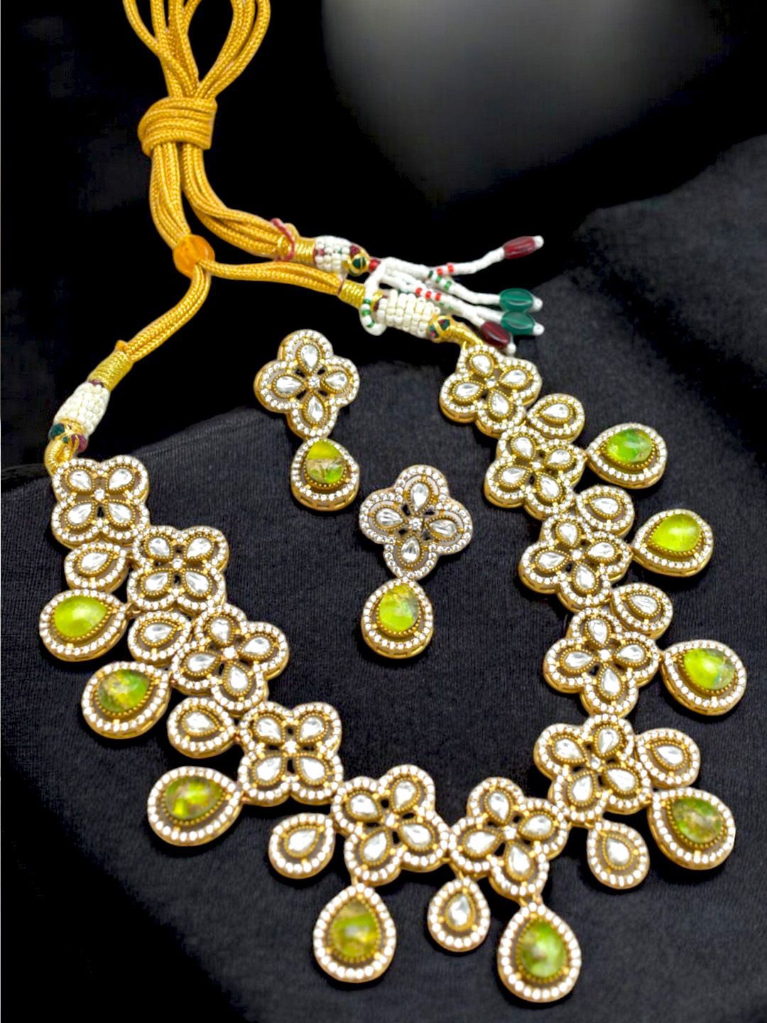 

TISHUL JEWELS Gold-Plated Stone-Studded Jewellery Set