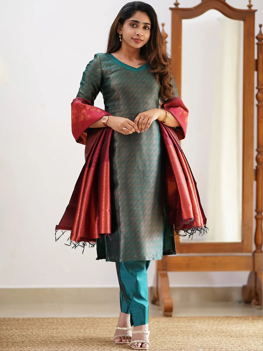 

Kedar Fab Woven Design V-Neck Straight Kurta With Trousers And Dupatta, Green