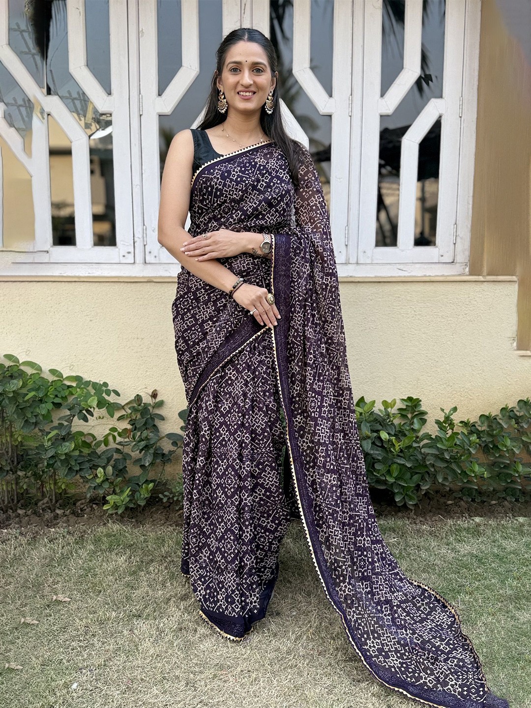 

LADY SHOPI Gotta Patti Pure Chiffon Saree, Purple