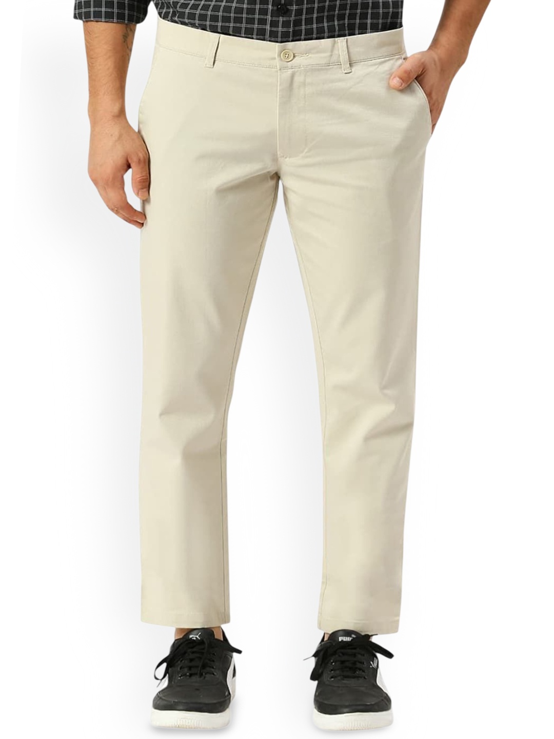 

Basics Men Tapered Fit Low-Rise Trousers, Beige