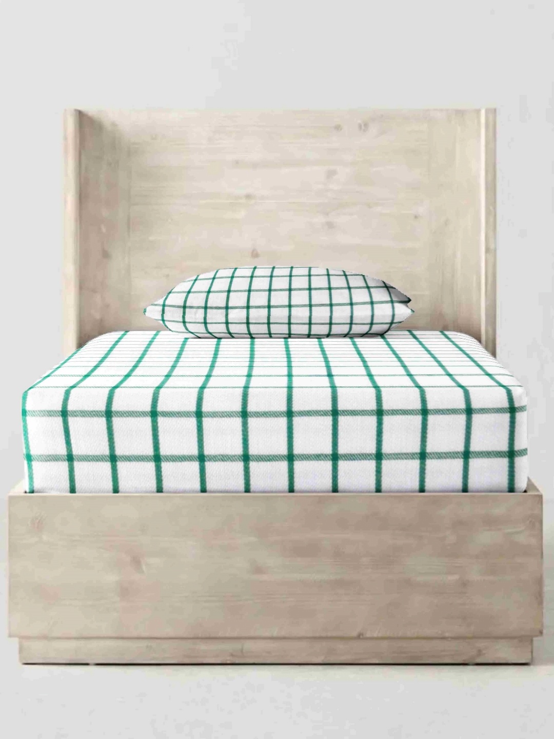 

THE BABY ATELIER Green & White Geometric 300 TC Single Bedsheet with Pillow Covers