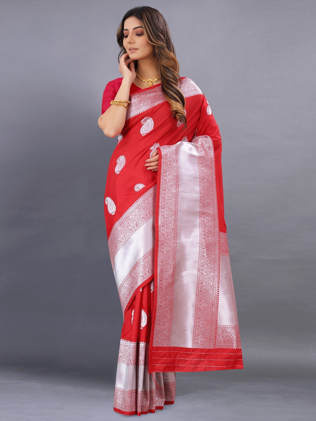 

LeeliPeeri Designer Ethnic Motifs Zari Silk Blend Banarasi Saree, Red