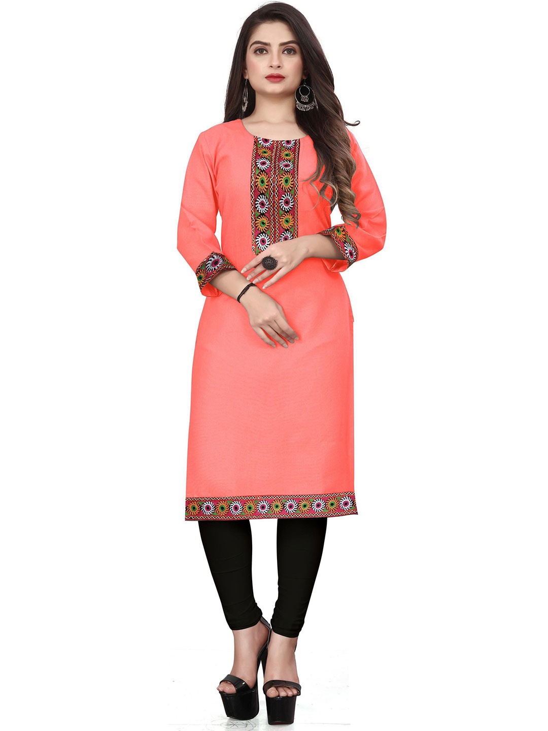 

HF HOLYDAY FASHION Floral Embroidered Round Neck Straight Kurta, Peach