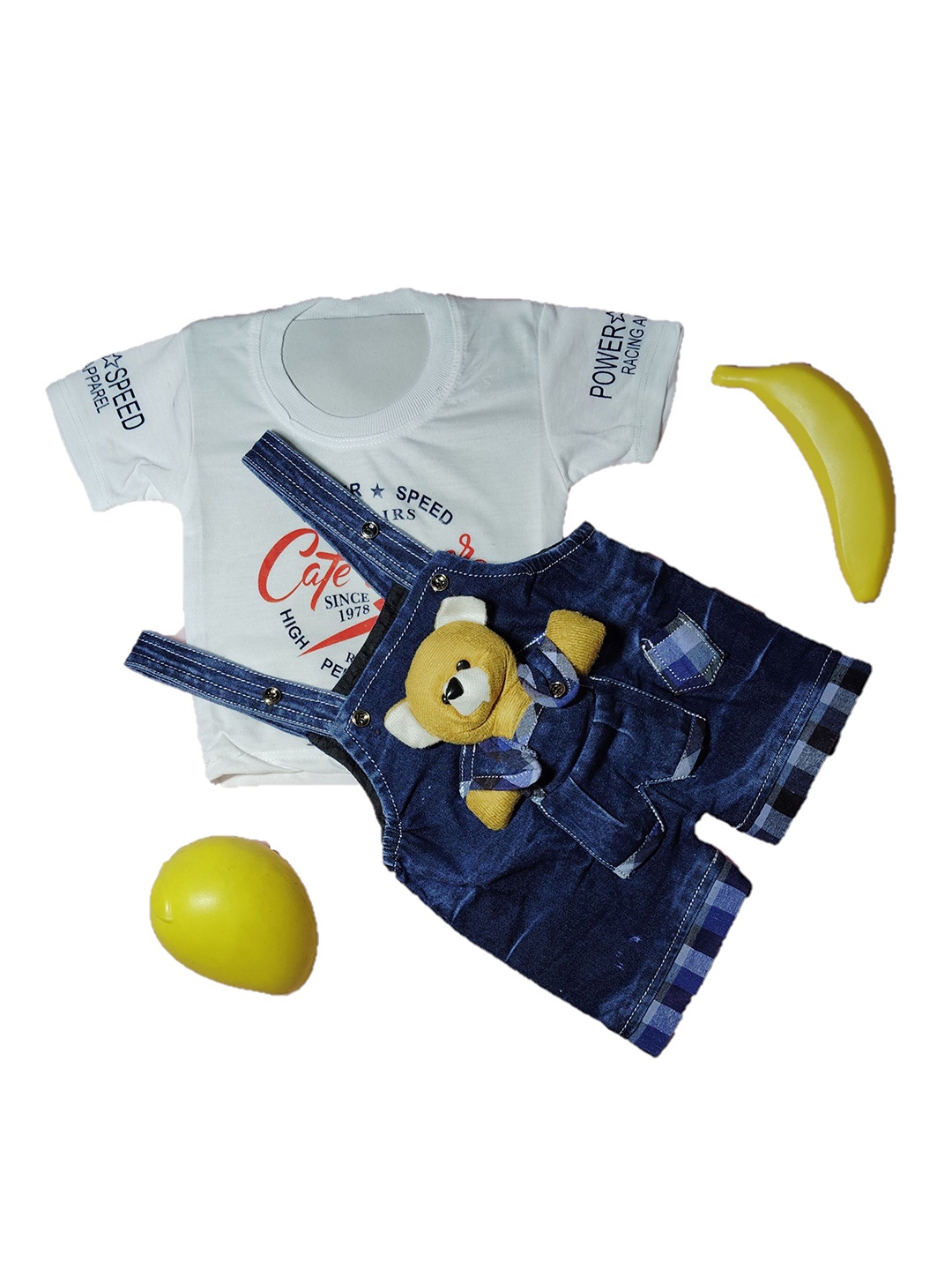 

SHREEVASA Kids Printed Denim Dungarees With T-Shirt, White