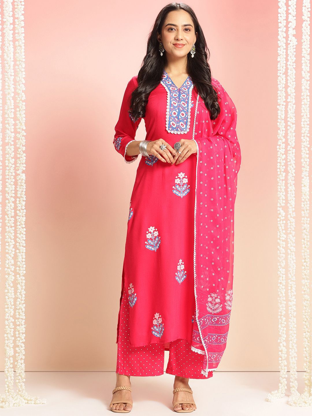 

GoSriKi Women Floral Printed Regular Kurta with Palazzos & With Dupatta, Pink