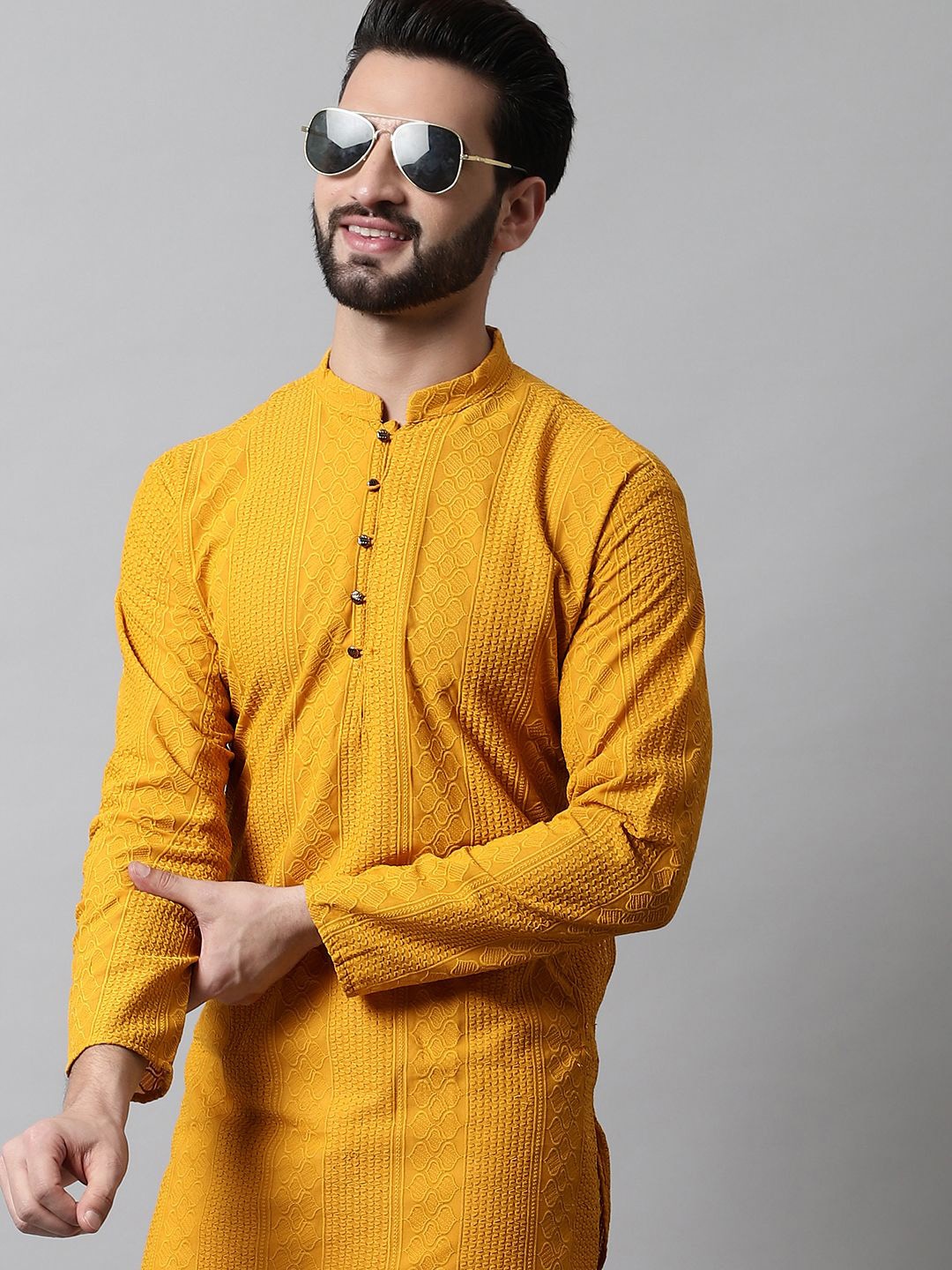 

Jompers Men Floral Embroidered Regular Chikankari Pure Cotton Kurta with Pyjamas, Mustard