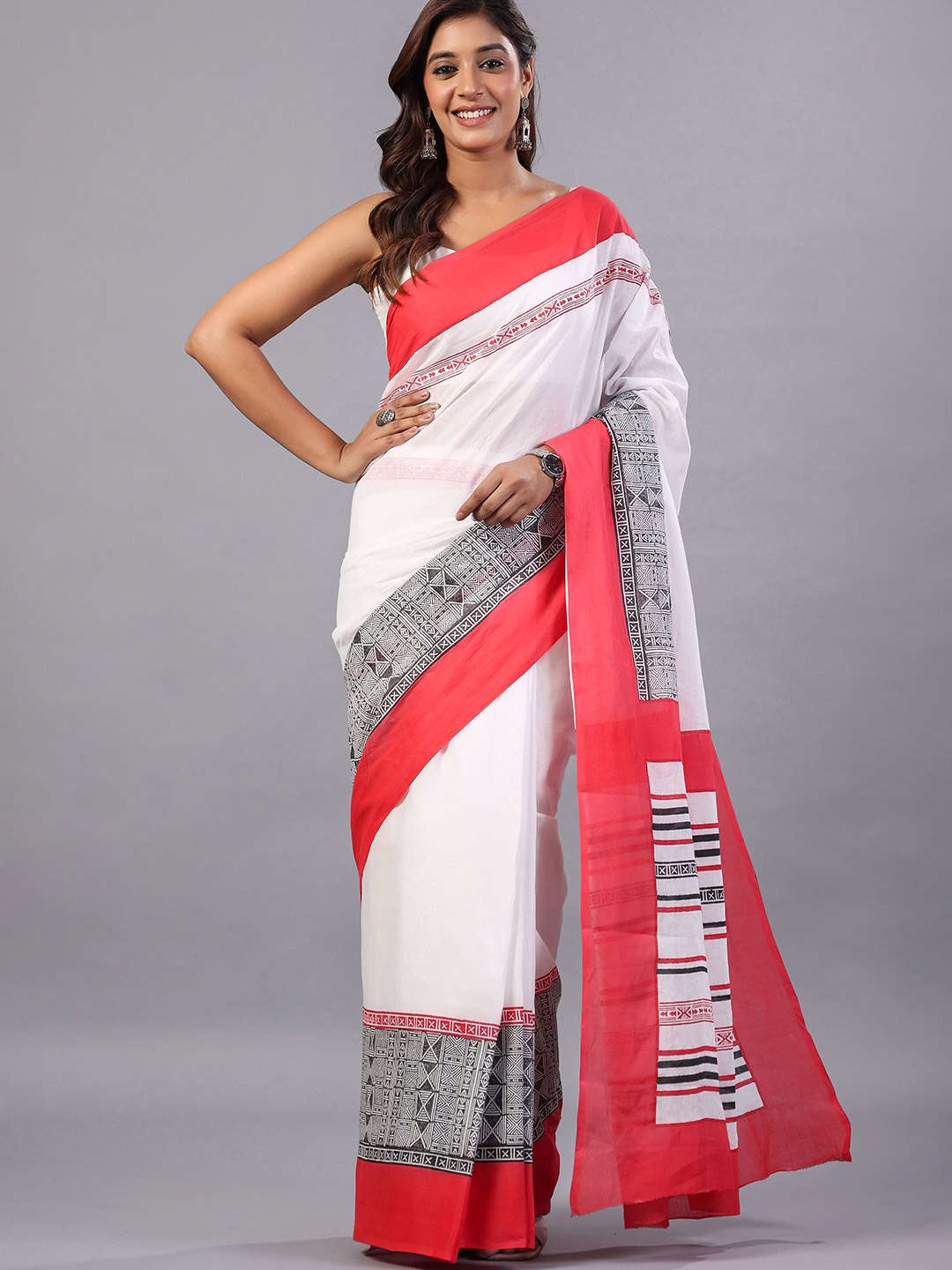 

Moora Hand Block Printed Pure Cotton Saree, White