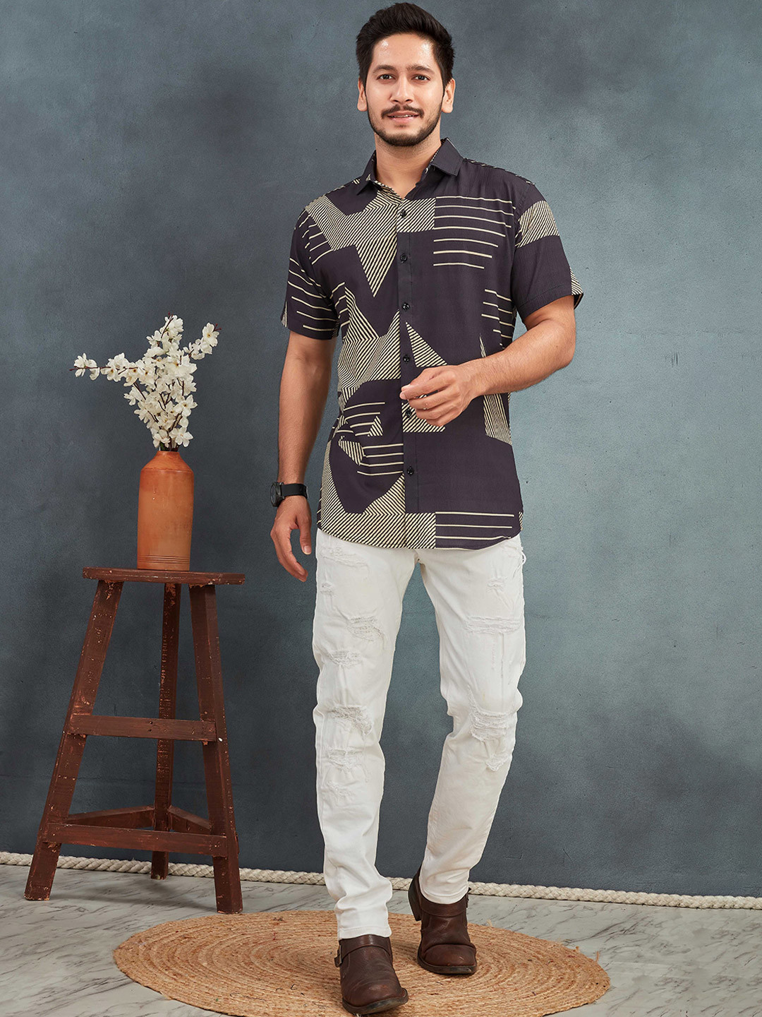 

Moda Rapido Men Comfort Floral Opaque Printed Casual Shirt, Black