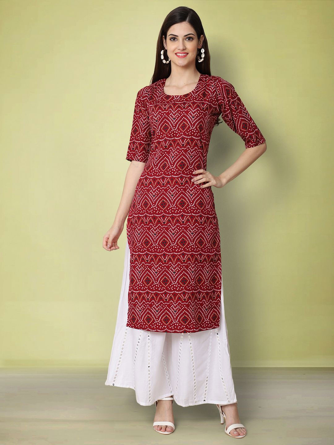 

Moda Rapido Ethnic Motifs Printed Round Neck Straight Kurta, Maroon