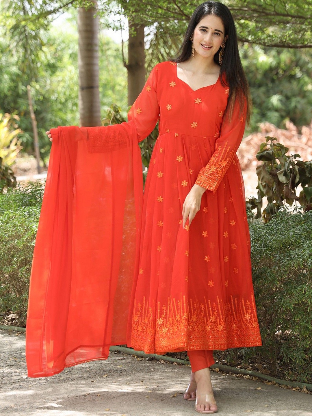 

ZEEPKART Women Floral Embroidered Regular Silk Georgette Kurta with Trousers & With Dupatta, Orange