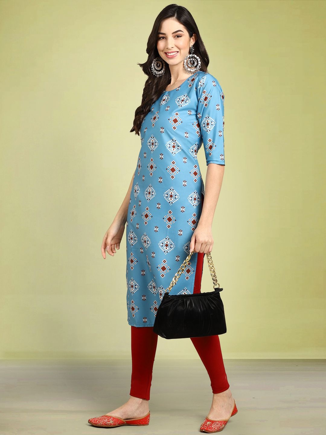 

Moda Rapido Ethnic Motifs Printed Round Neck Straight Kurta, Blue