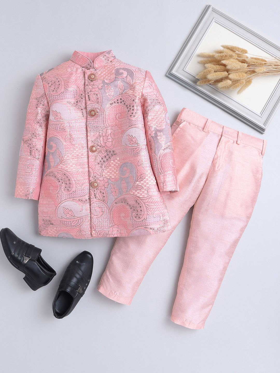 

Jeetethnics Boys Floral Embroidered Regular Kurta with Pyjamas, Pink