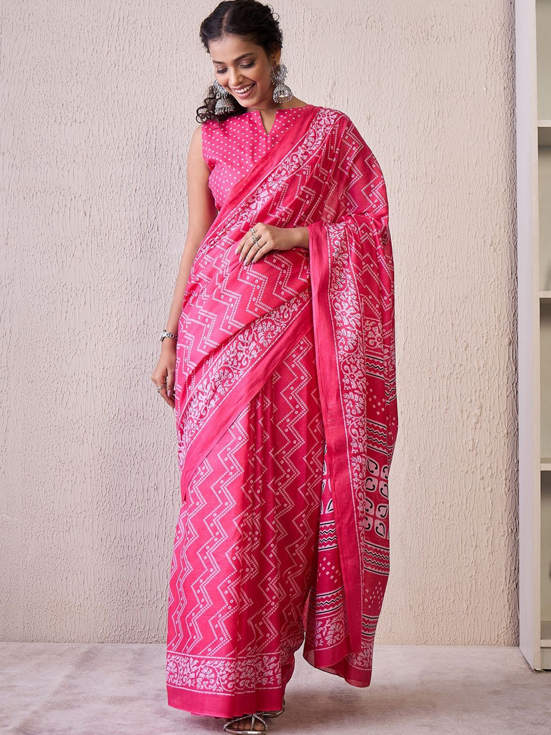 

KALINI Bandhani Printed Bandhani Saree, Pink